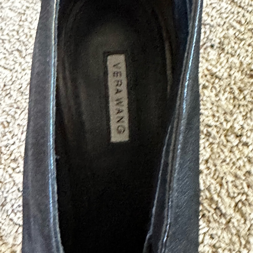 Vera Wang Heels 6.5 real leather